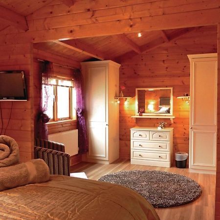 Mill Meadow Lodges Llanbister Esterno foto
